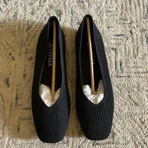 Vivaia Machine Washable Margot Flats Black 40 / 9 NEW
